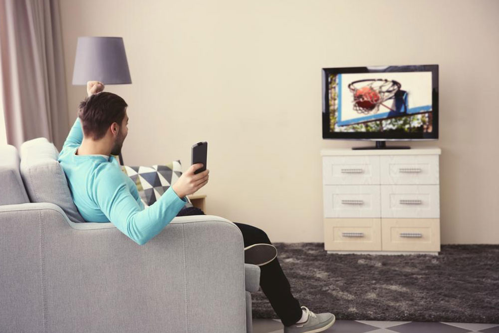 Top Compact Smart TVs with Built-In DVD Players for Limited Spaces