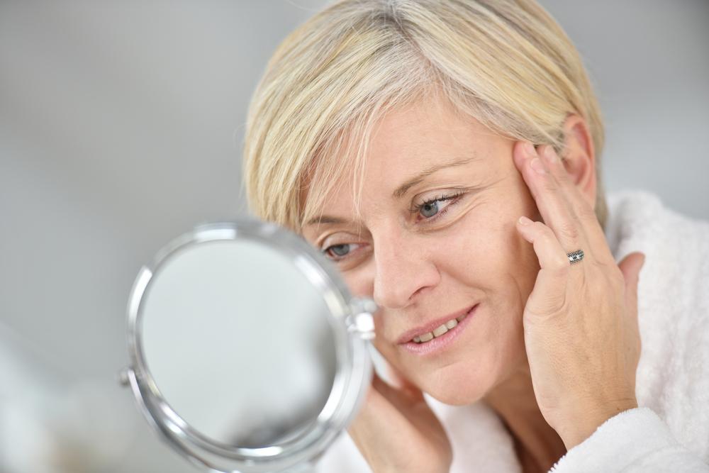 Natural Herbs and Nutrients for Youthful Skin and Vitality