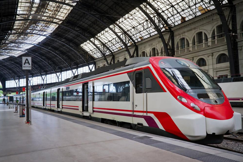 Top Tips for a More Comfortable Train Travel Experience