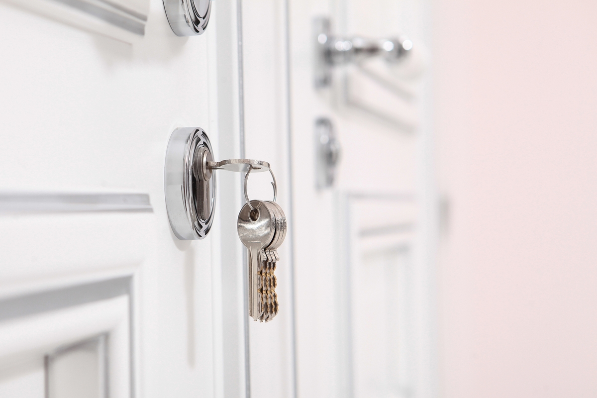 Comprehensive Guide to Commercial Door Repair Costs and Maintenance