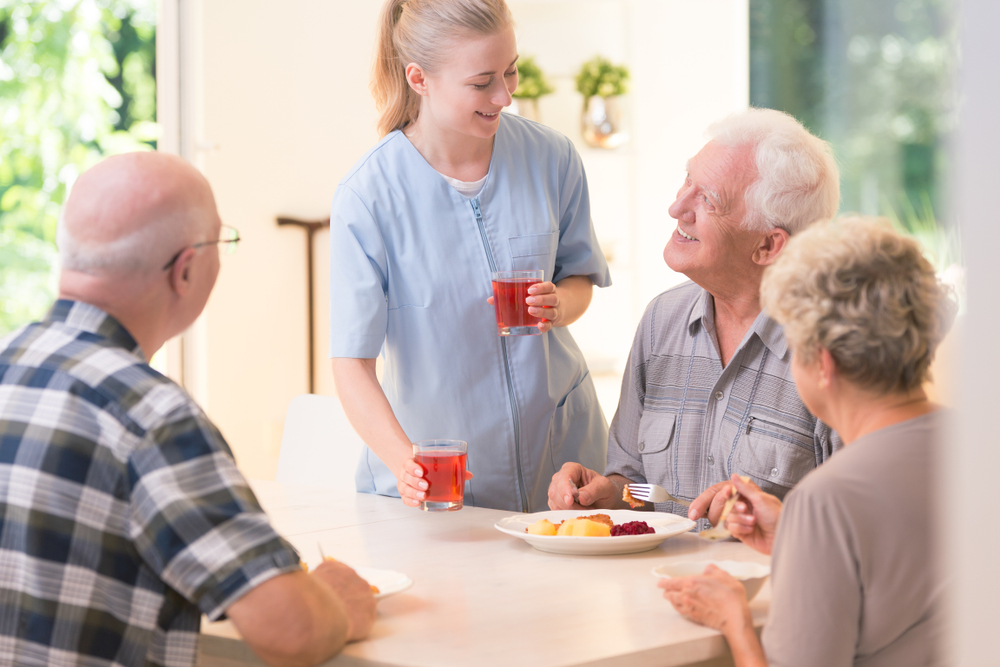 Top 4 Strategies for Selecting a Trustworthy Elderly Caregiver