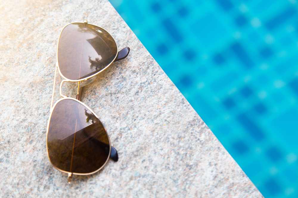 Ultimate Guide to Trendy Ray-Ban Sunglasses for Women in 2024