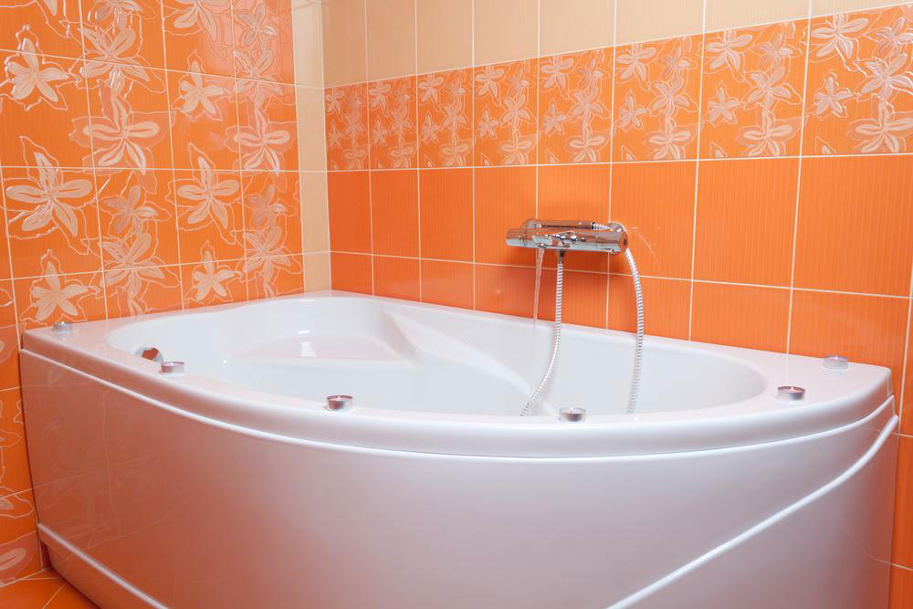 Comprehensive Guide to the Top 5 Walk-in Soaking Tubs for Senior Safety and Comfort