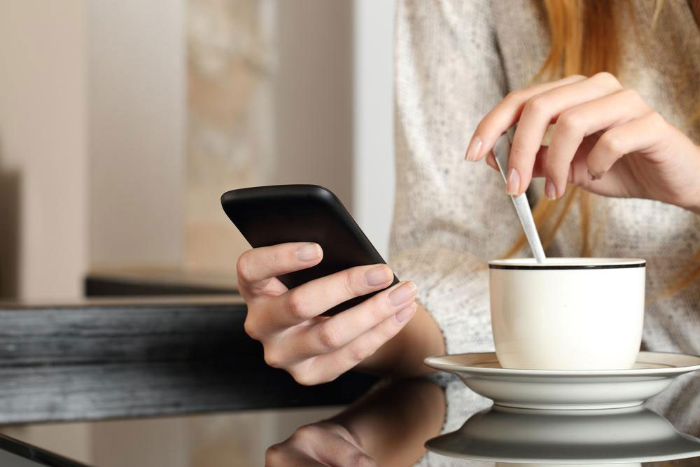 Explore Amazing Deals on Smartphones Online