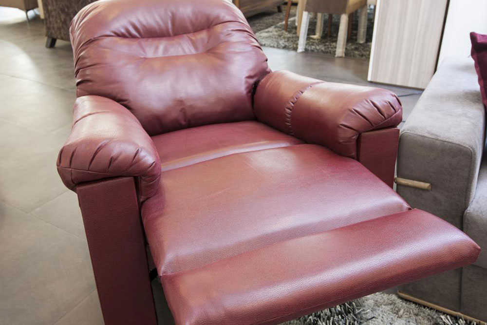 Why Investing in a La Z Boy Lift Chair Is a Smart Choice