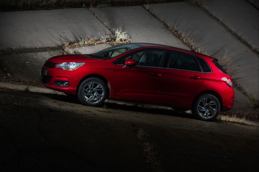 Comprehensive Review of the New Volkswagen Golf: Features, Variants, and Pricing Insights