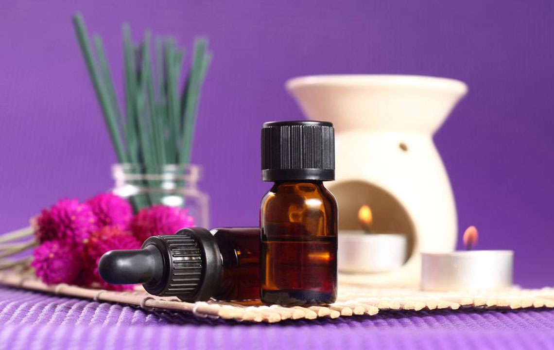 Natural Solutions: How Essential Oils Can Help Manage Fibromyalgia and Arthritis Symptoms