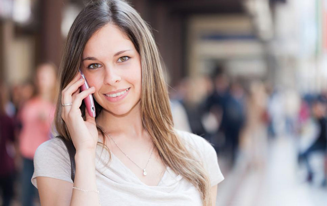 Comparing Prepaid and Postpaid Mobile Plans