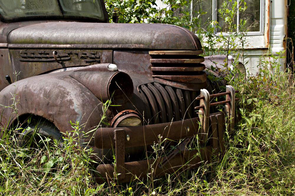 Guide to Purchasing a Salvage Vehicle