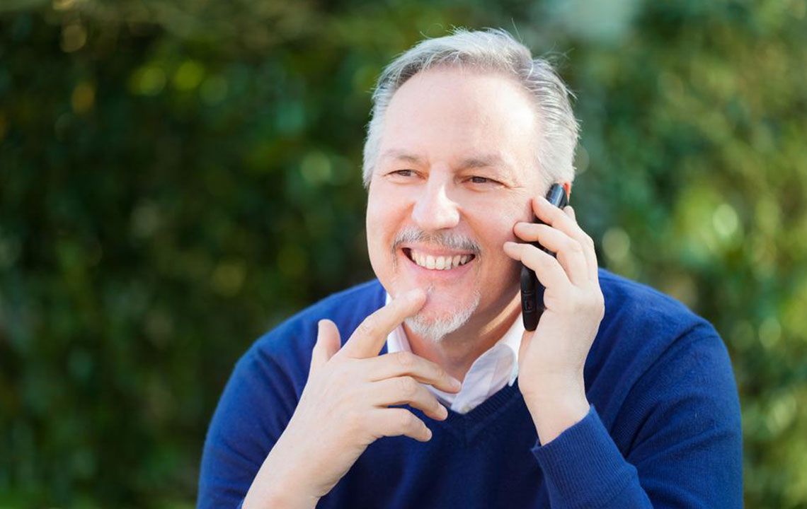 Essential Benefits of Mobile Phones for Elderly Individuals