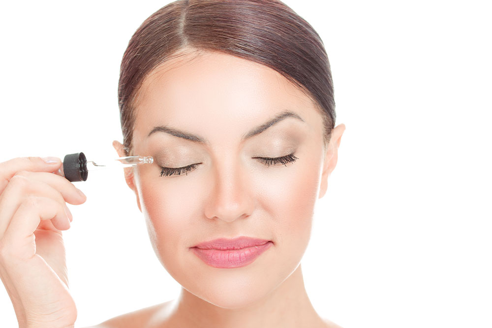 Top 6 Eyelash and Eyebrow Enhancement Serums for Natural Growth
