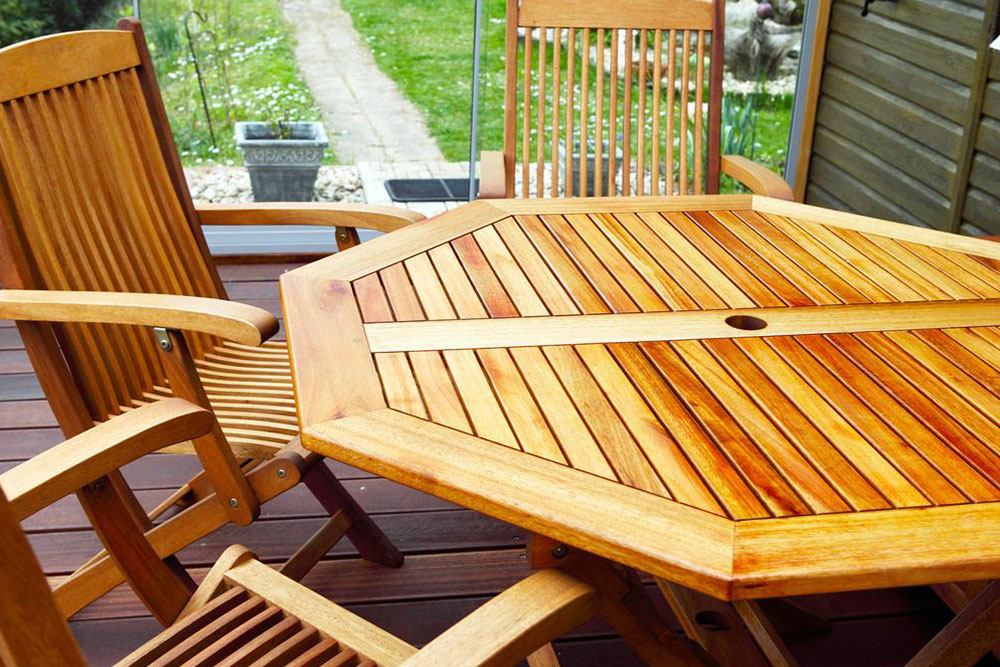 Essential Tips for Buying Patio Furniture Sets on Sale