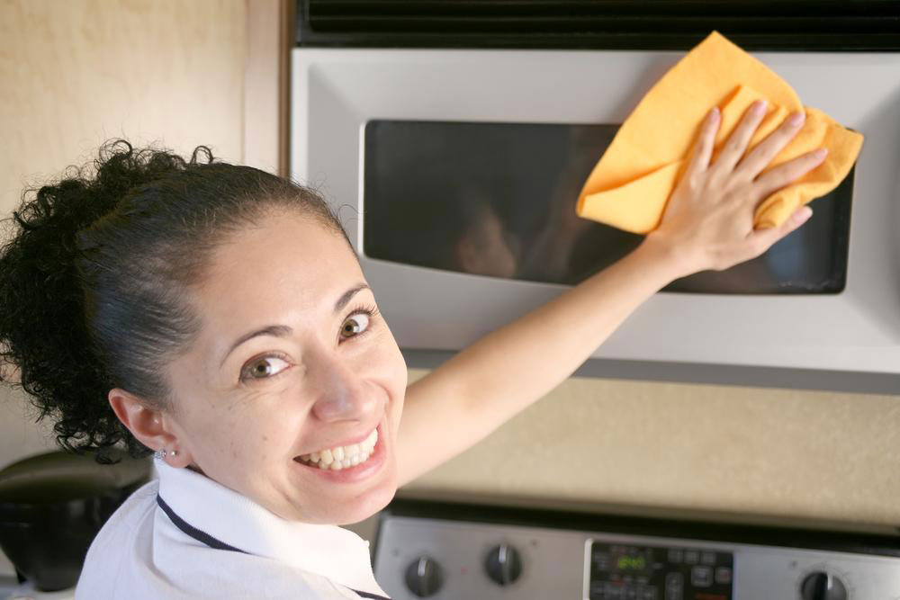 Ultimate Guide to Maintaining and Restoring the Shine of Stainless Steel Kitchen Appliances