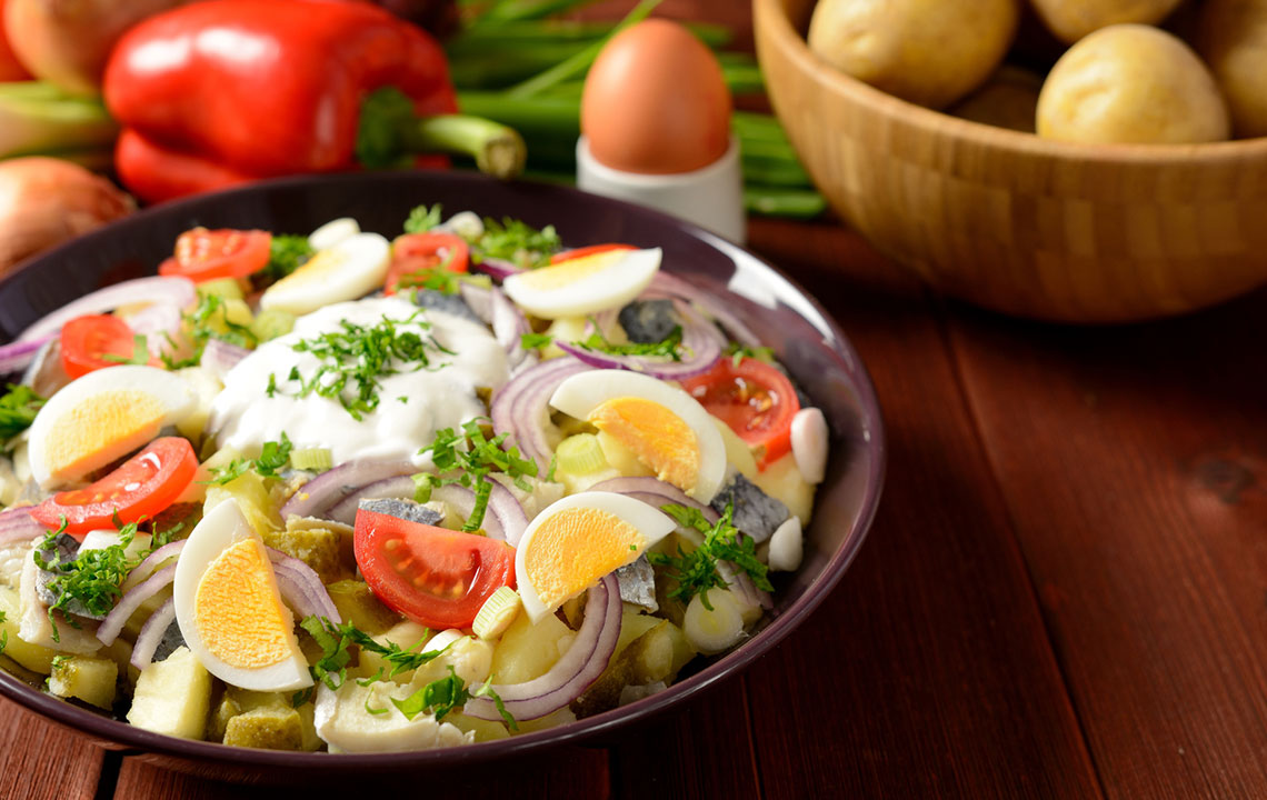 Natural Remedies: 5 Foods to Ease Migraines