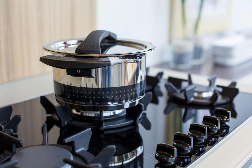 Essential Cookware Tips for a Well-Equipped Kitchen
