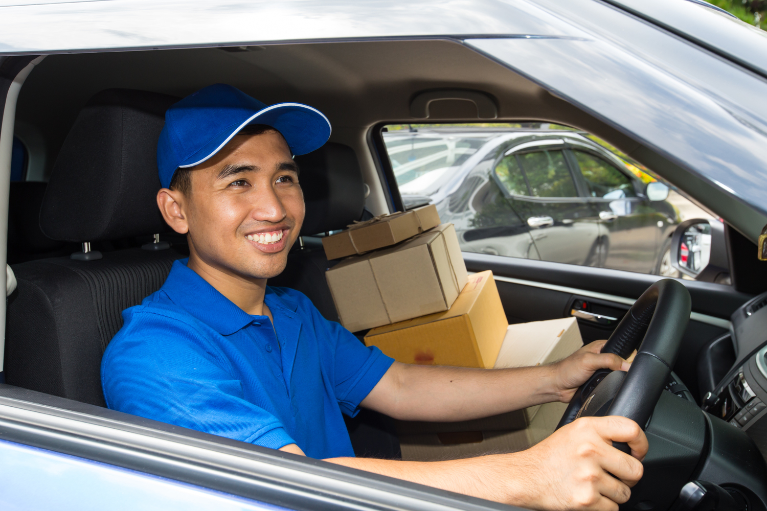 Exploring the Best Non-Commercial Driving Careers: Opportunities for Drivers Without a CDL