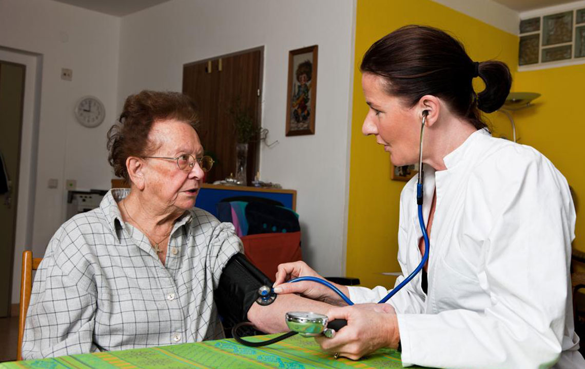 Understanding the Duties of a Family Nurse