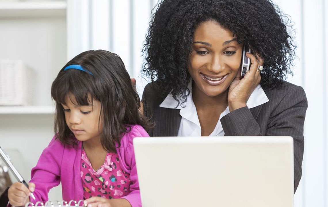 Top 4 Remote Jobs for Stay-at-Home Parents to Earn Flexibly