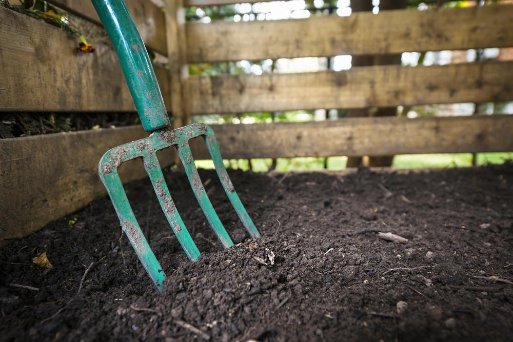 Top Benefits of Using a Compost Bin for Your Garden