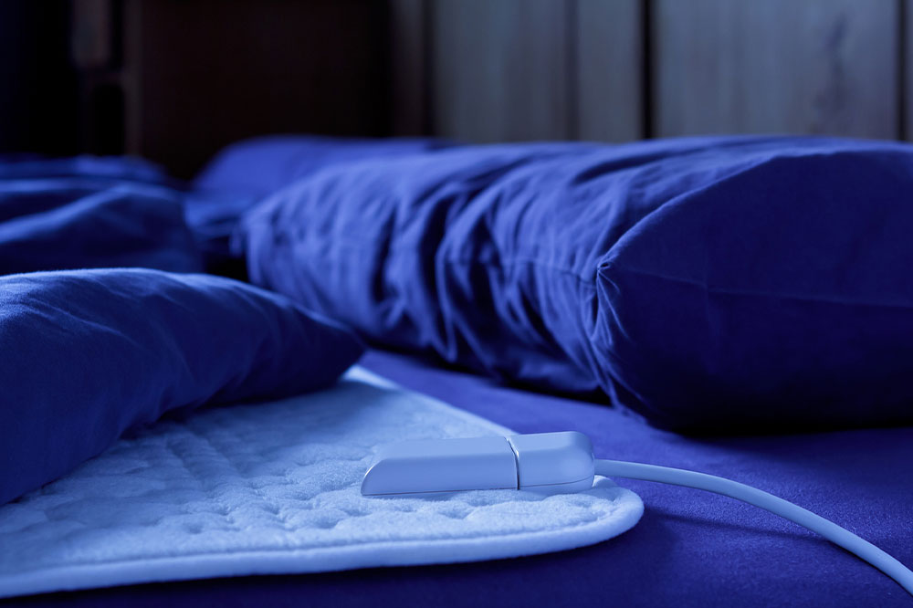 Advantages and Key Features of Electric Blankets