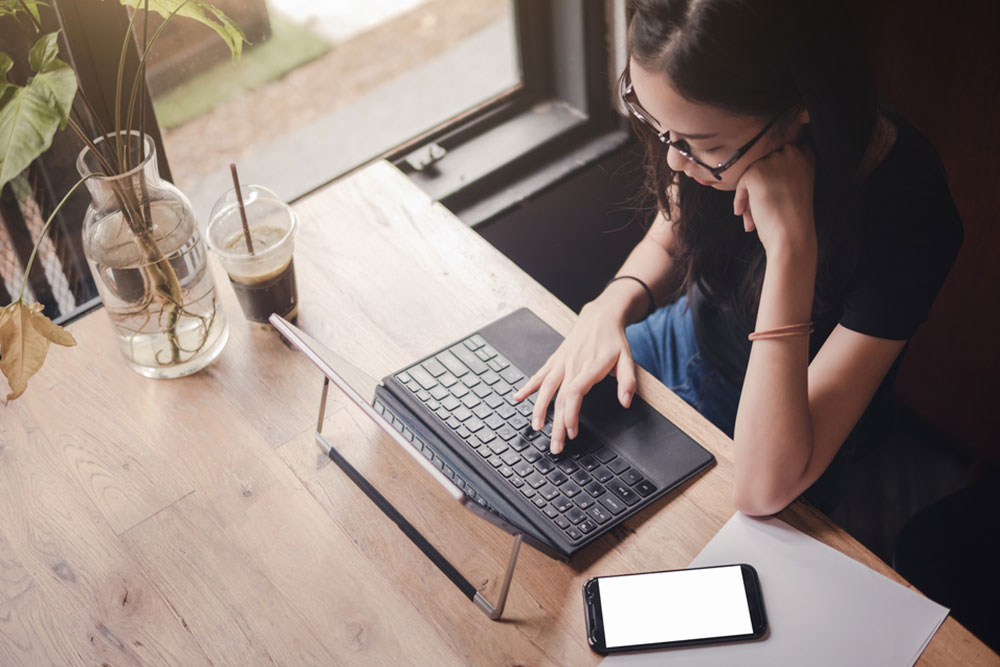 Top 10 Affiliate Marketing Programs to Supercharge Your Online Business Growth