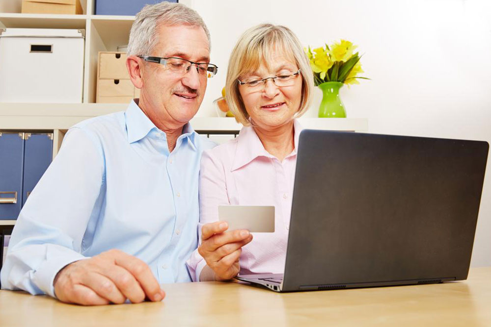 Essential Tips for Finding Senior-Friendly Flight Discounts