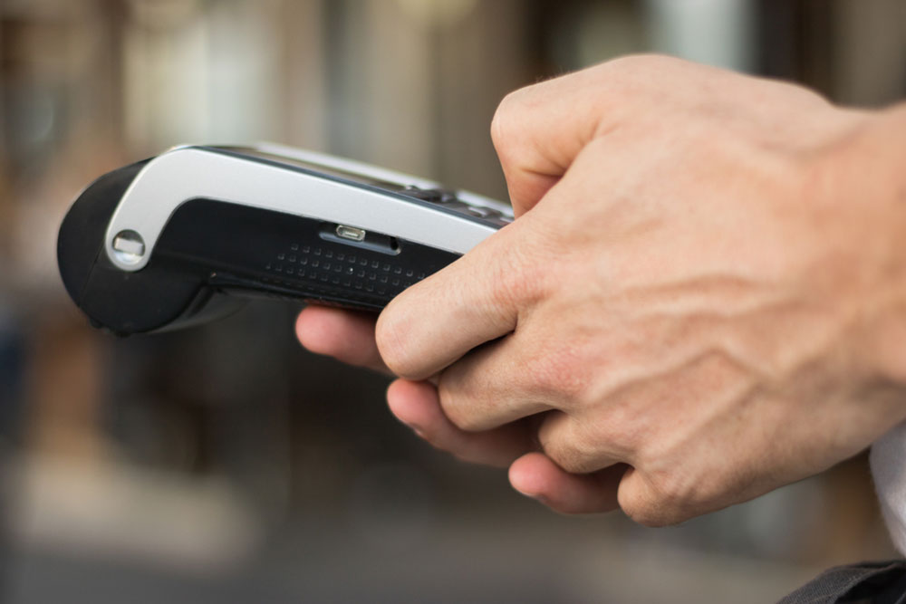 Top 5 Alternatives to Check Your Debit Card Balance Without Visiting a Bank or ATM