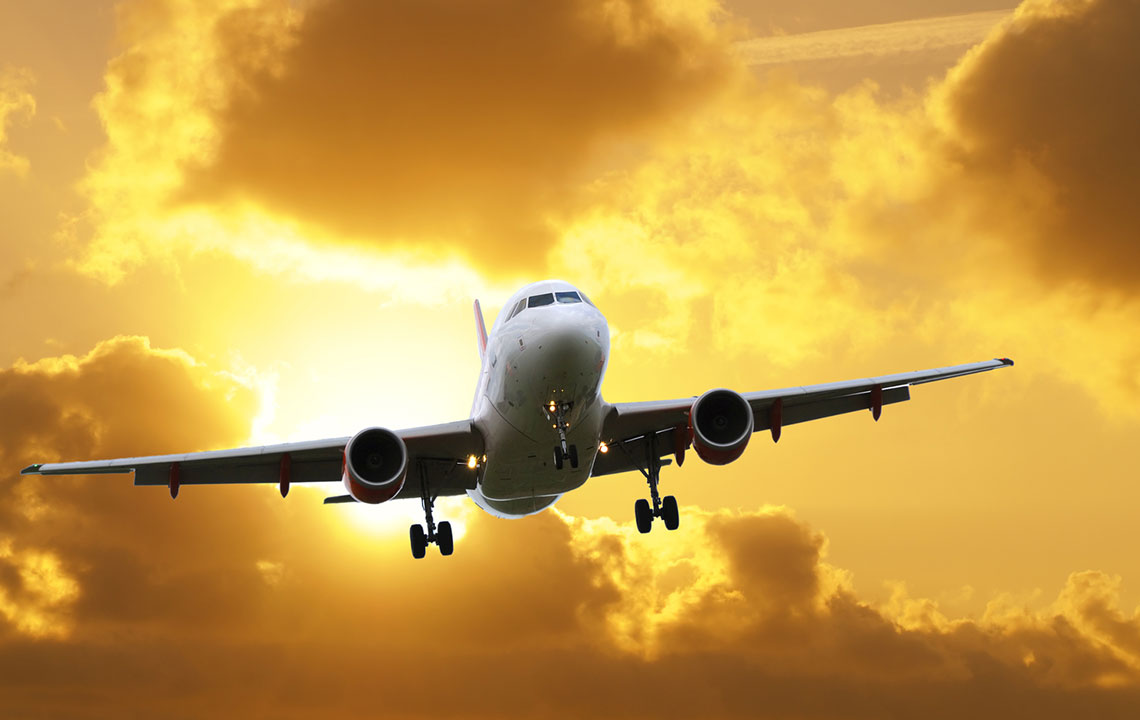Effective Tactics to Secure Affordable Airfares and Save on Flights