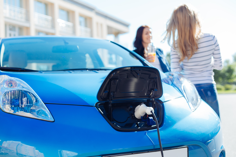 Advantages of Transitioning to Electric Vehicles Over Traditional Gas Cars