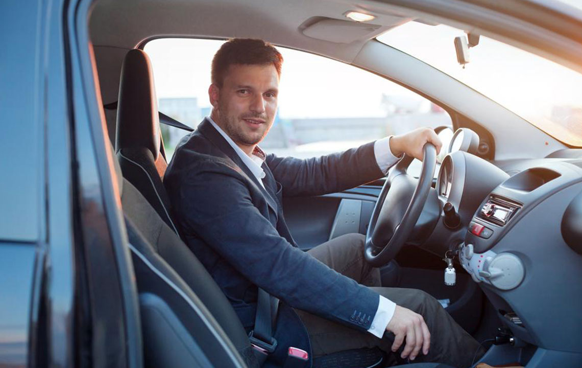 Ultimate Guide to Luxury Sedans for Discerning Drivers in 2024