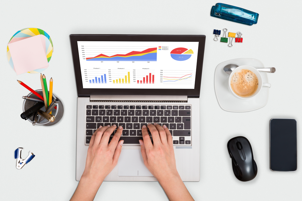 Comprehensive Guide to Field Service Management Solutions and Their Strategic Advantages