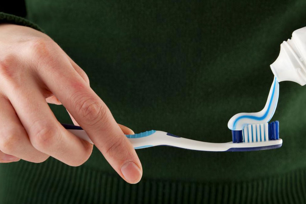 Top Affordable Teeth Whitening Toothpastes for Sensitive Teeth