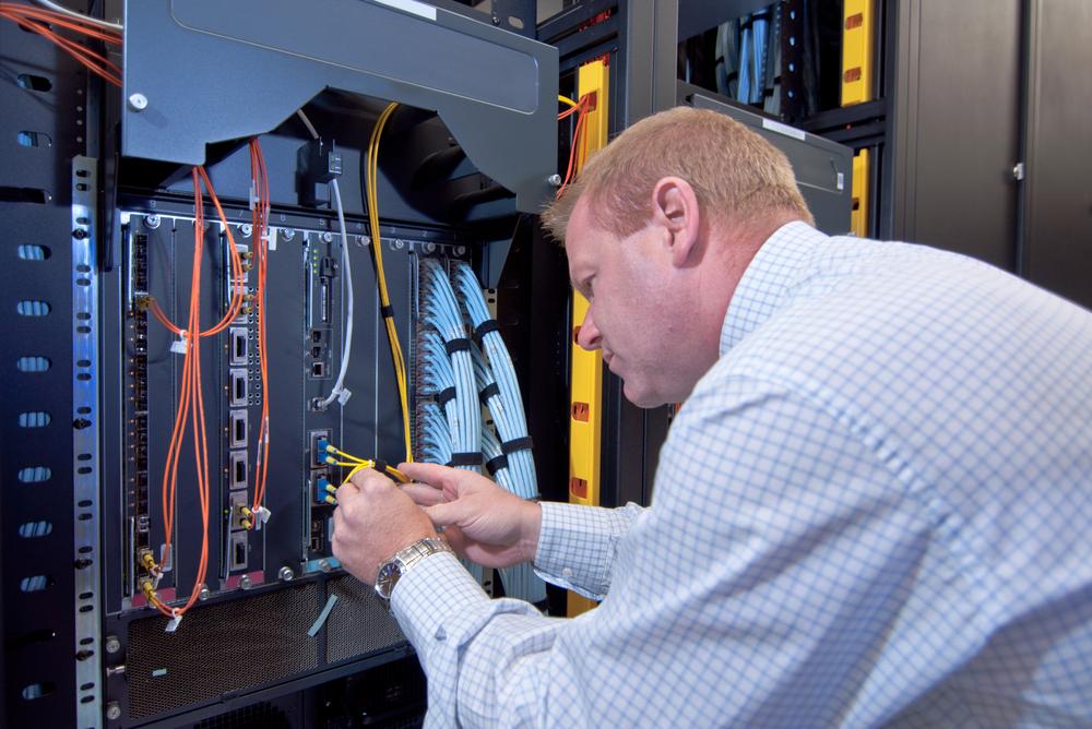 Essential Guide to Combining Cable TV and Internet Services