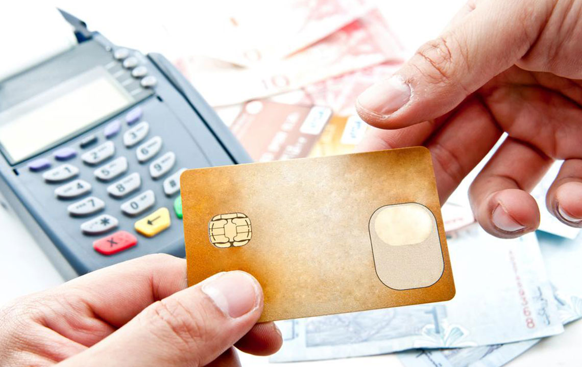 Guide to Small Business Credit Cards: Benefits and Options