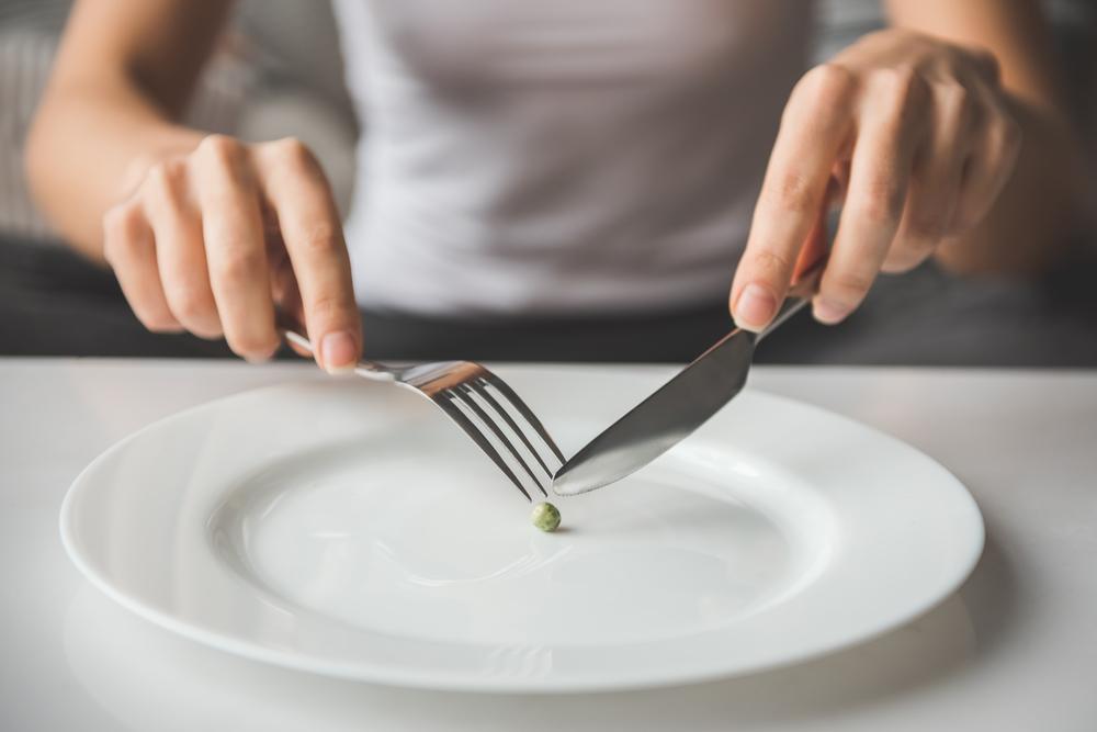 Understanding Anorexia Nervosa: Causes, Symptoms, and Treatment Options