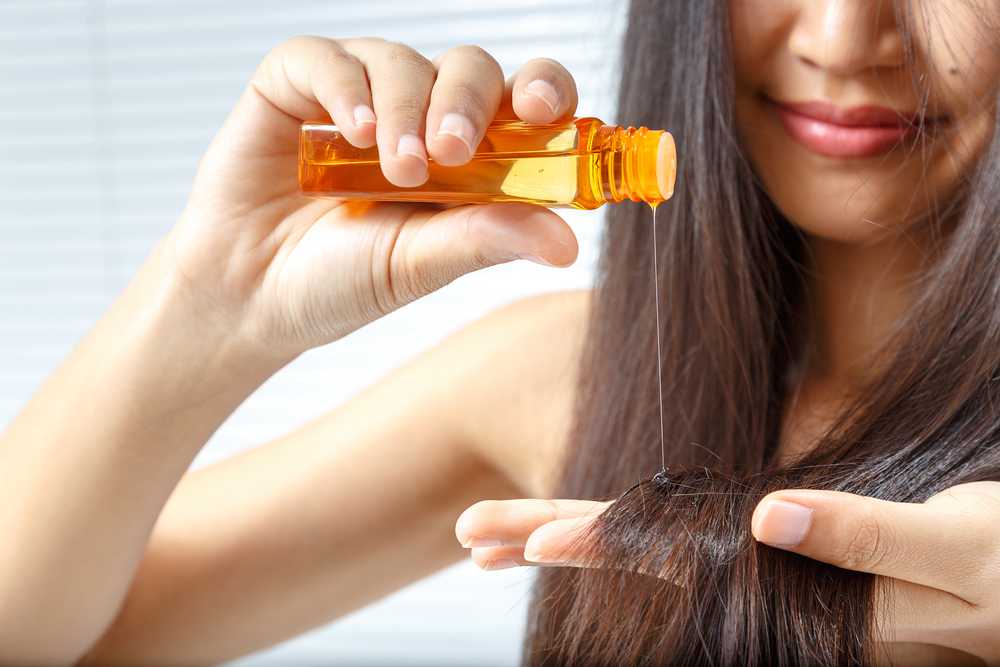 Top 5 Essential Oils to Promote Hair Growth and Strengthen Hair