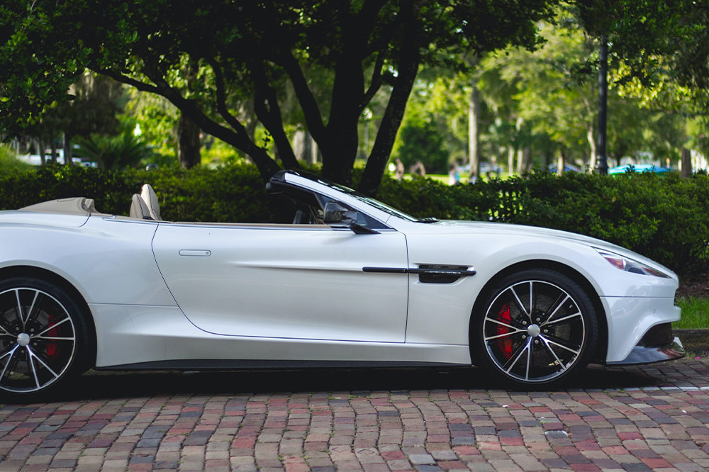 Discover the Luxury and Performance of the INFINITI Q60 Convertible