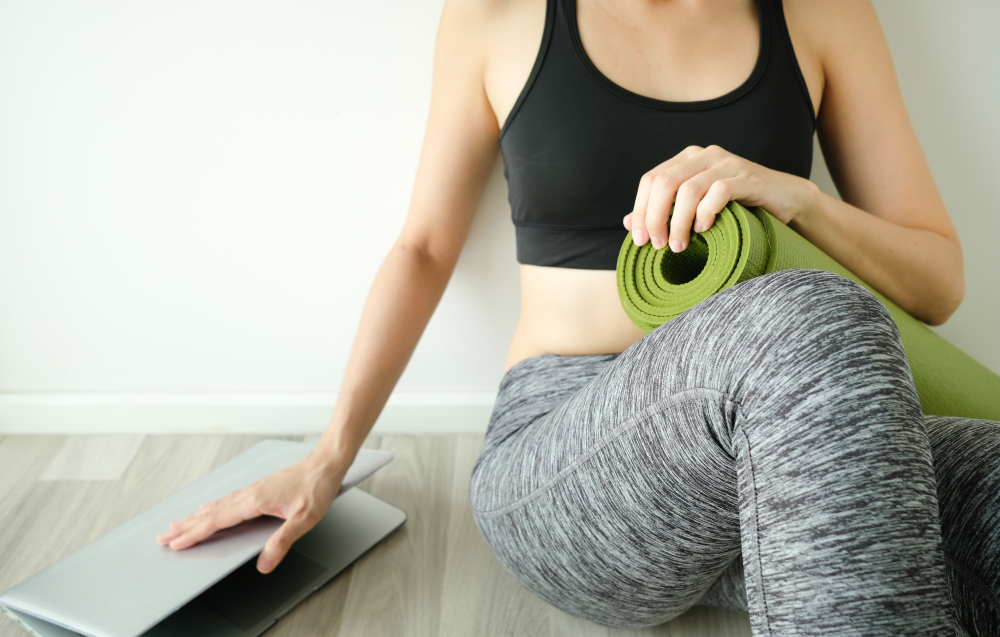 Essential Yoga Tools Every Beginner Should Have