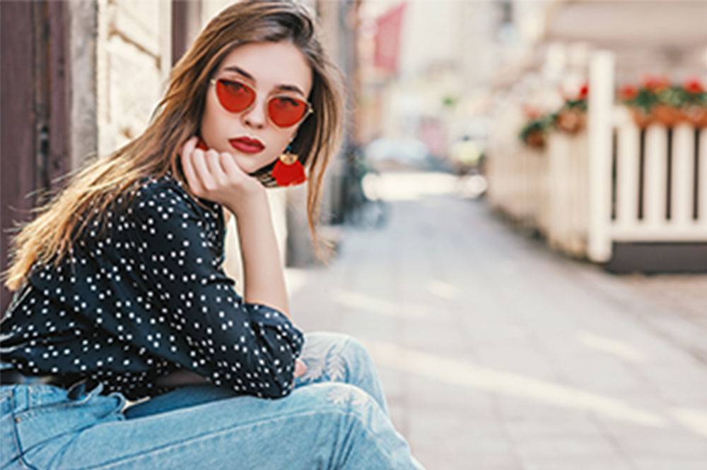 Top 5 Must-Have Oakley Sunglasses for Your Collection