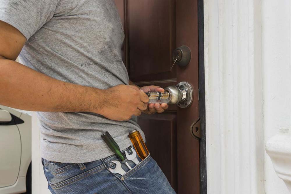 Top 4 Locksmith Schools to Kickstart Your Career