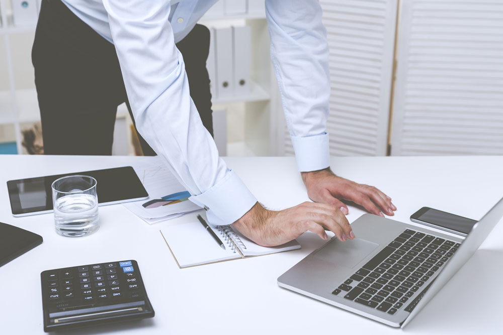 Top 4 Budget-Friendly Laptops Worth Considering in 2021