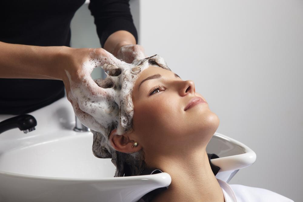 Top Luxury Shampoos for Combating Hair Thinning and Where to Purchase Them