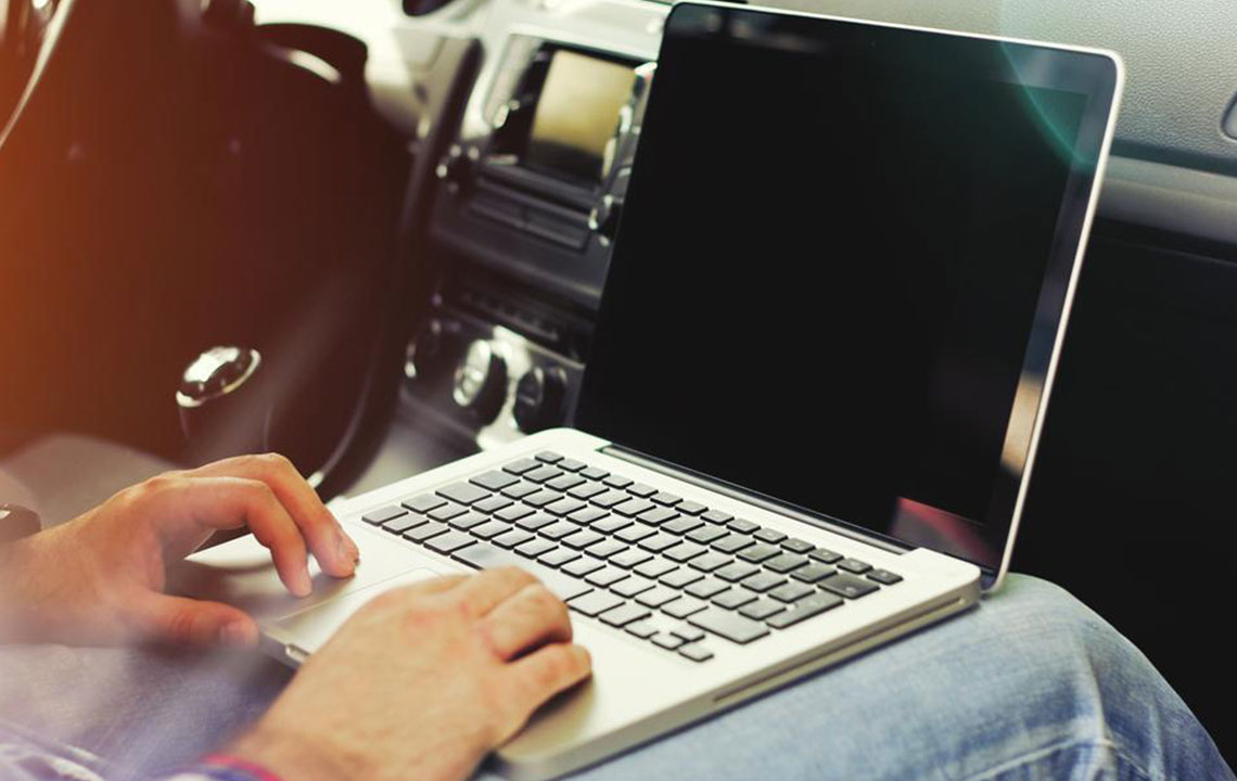 Essential Factors for Selecting Government-Approved Laptops