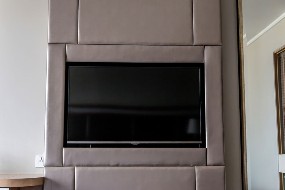 Top Budget-Friendly 70-Inch Televisions for Smart Home Entertainment