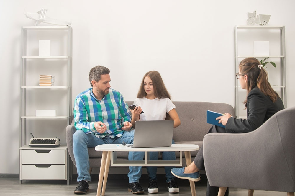 7 Essential Strategies for Choosing the Ideal Therapist
