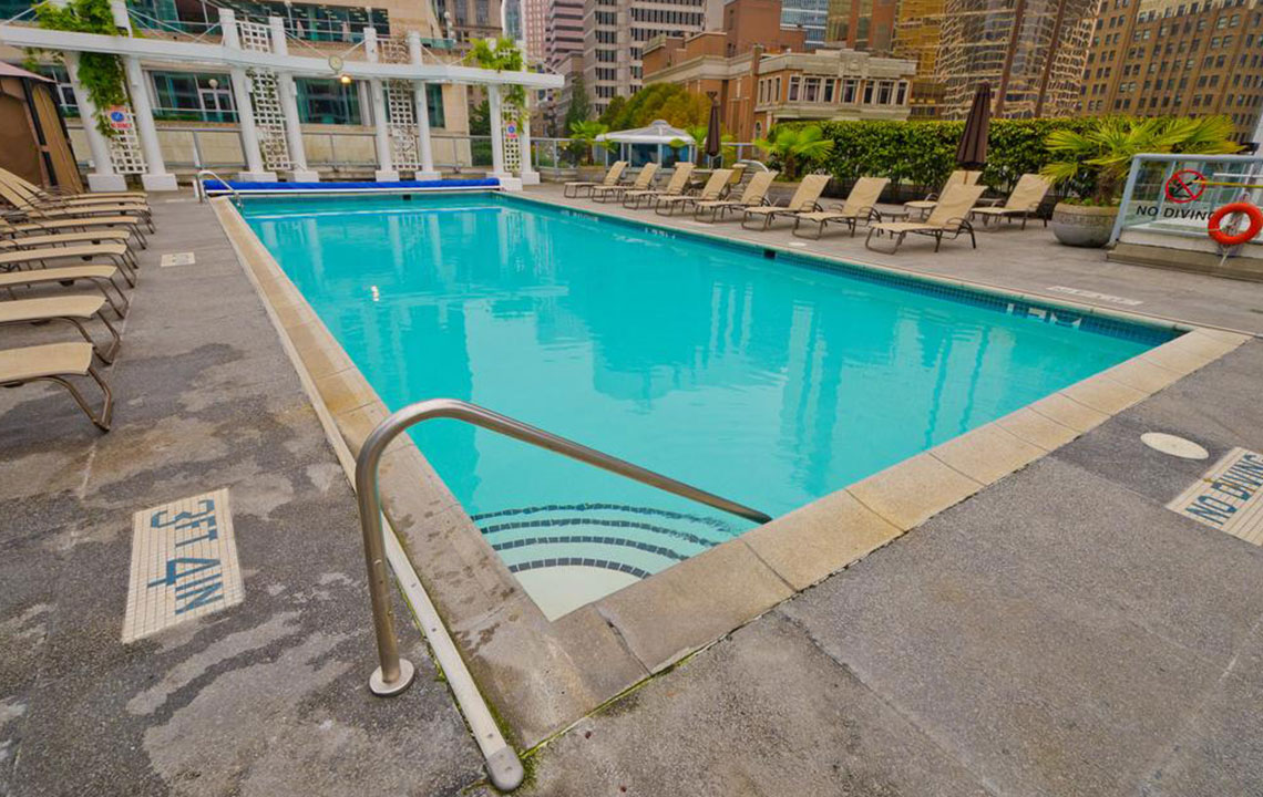 Top Materials for Building Your Ideal Swimming Pool