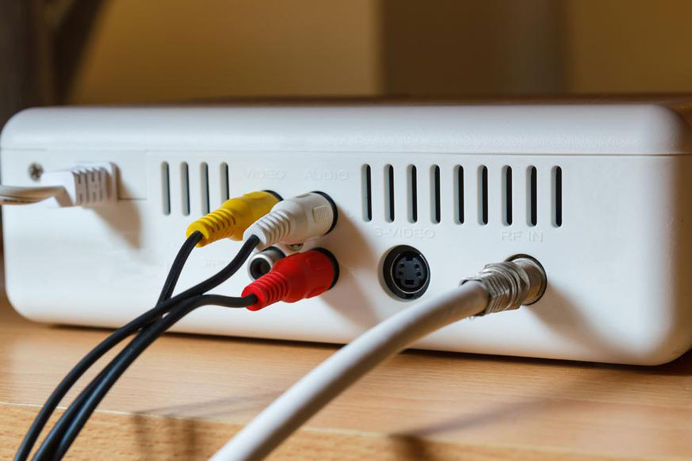 Understanding the Benefits of Cable TV and Internet Bundles