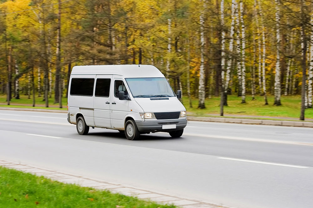Guide to Securing Deals on Repossessed Chevrolet Express 3500 Vans