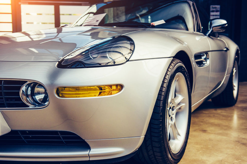 Discover the Main Features of the Porsche Cayman
