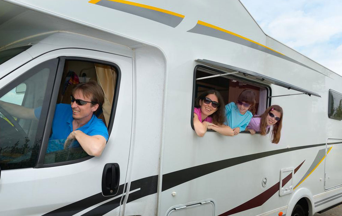 Advantages of Traveling in Motorhomes